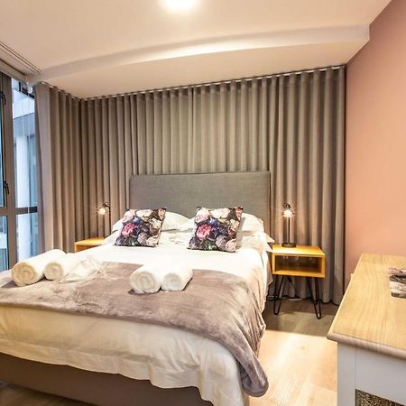 Hibernian Towers 807, Beach Road, Странд Экстерьер фото