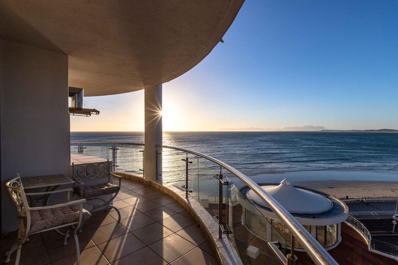 Hibernian Towers 807, Beach Road, Странд Экстерьер фото